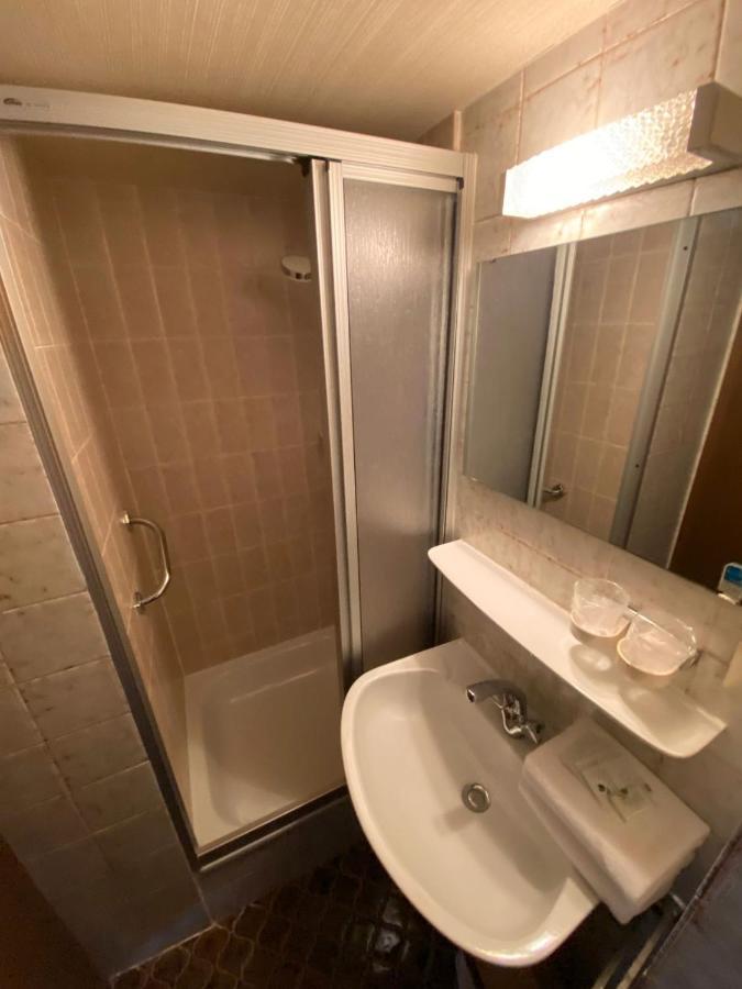 Altes Tor Hotel Filsen Bagian luar foto